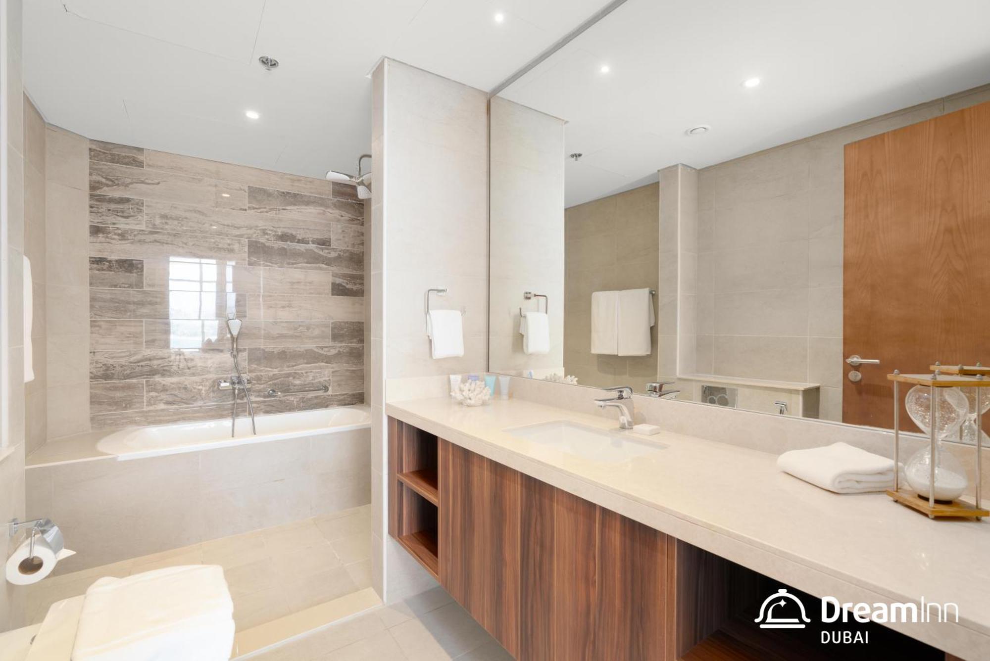 Dream Inn Apartments - Mina By Azizi Dubai Esterno foto